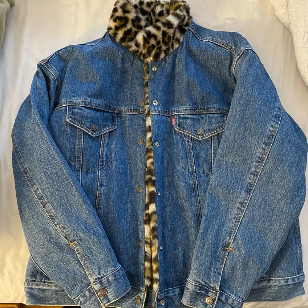LEVIS CHEETAH JEAN JACKET